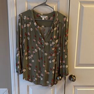 Market & Spruce Green Floral Blouse